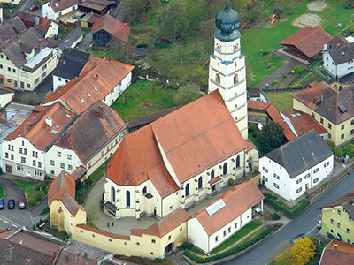 Kirchenburg, Wallfahrtsstätte und Museum